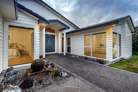 Photo of property in 10 Furlong Crescent, Churton Park, Wellington, 6037