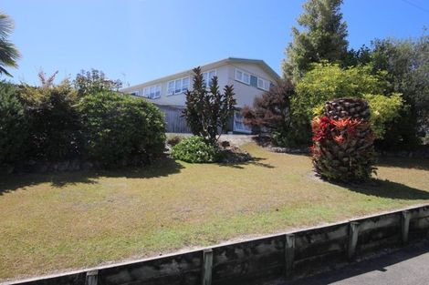 Photo of property in 31 Yorke Road, Haruru, 0204