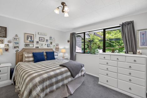 Photo of property in 32 Scarlet Oak Drive, West Melton, Christchurch, 7676