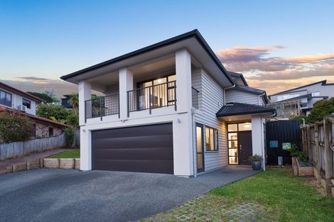 Photo of property in 10 Finsbury Place, Henderson, Auckland, 0612