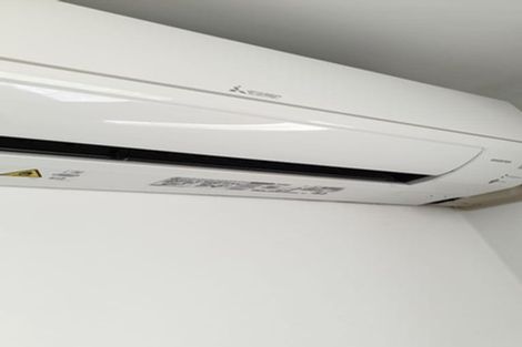 Photo of property in 2/197 Forrest Hill Road, Forrest Hill, Auckland, 0620