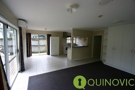 Photo of property in 2/23 Luckens Road, West Harbour, Auckland, 0618
