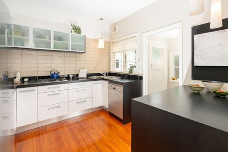 Photo of property in 111a Karori Road, Karori, Wellington, 6012