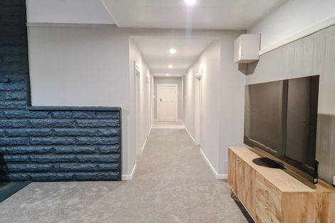 Photo of property in 100 High Street, Waimate, 7924