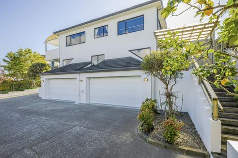 Photo of property in 22 Mccahill Views, Botany Downs, Auckland, 2010