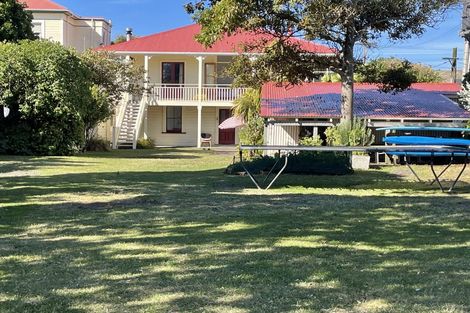 Photo of property in 2 Bath Street, Plimmerton, Porirua, 5026