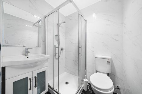 Photo of property in 1/2 Kennington Drive, Clendon Park, Auckland, 2103