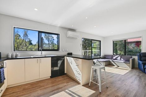 Photo of property in 11 Brownlee Drive, Moana, 7872