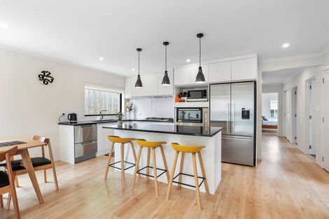 Photo of property in 27 Aditi Close, Massey, Auckland, 0614