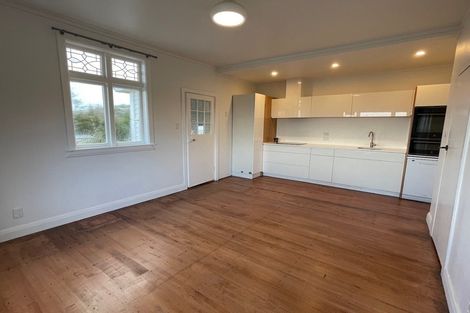 Photo of property in 11 Moffitt Street, Vogeltown, Wellington, 6021