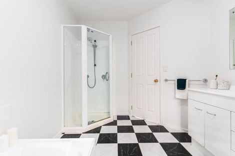 Photo of property in 70 Erlestoke Crescent, Churton Park, Wellington, 6037