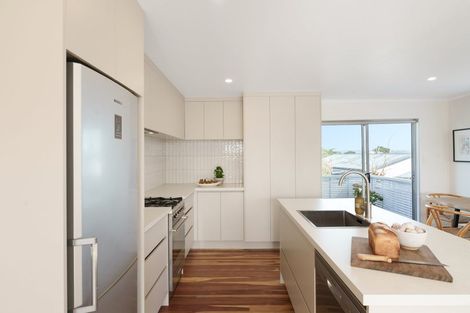 Photo of property in 290a Oceanbeach Road, Mount Maunganui, 3116