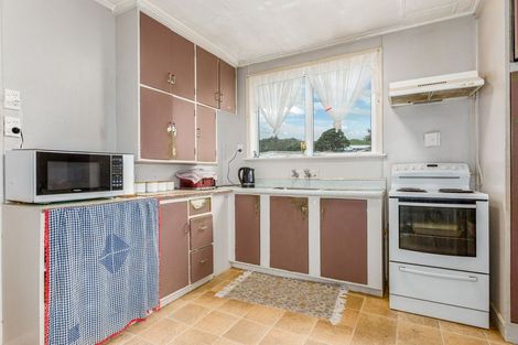 Photo of property in 25 Loongana Street, Waitangirua, Porirua, 5024