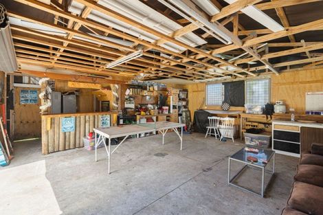 Photo of property in 28 Kowhai Street, Castlecliff, Whanganui, 4501