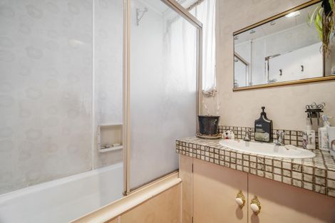 Photo of property in 18 Sunrise Avenue, Owhata, Rotorua, 3010