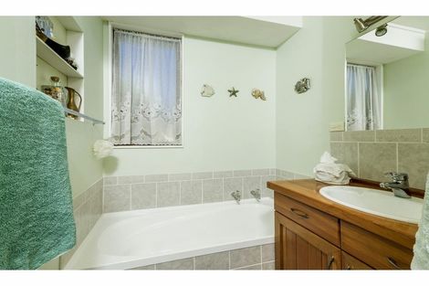 Photo of property in 27 Starveall Street, Brightwater, 7022