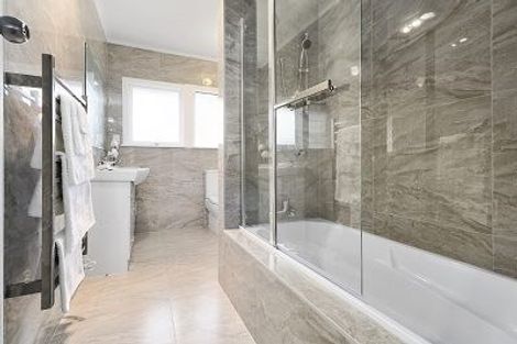 Photo of property in 5 Bloomfield Place, Epsom, Auckland, 1023