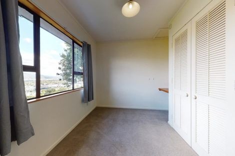 Photo of property in 35 Pomare Road, Tirohanga, Lower Hutt, 5010