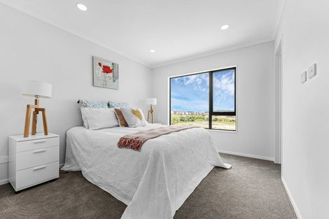 Photo of property in 124 Mcquoids Road, Flat Bush, Auckland, 2019