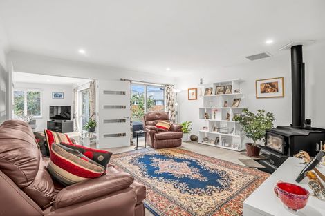 Photo of property in 6 Ormandy Court, Amberley, 7410