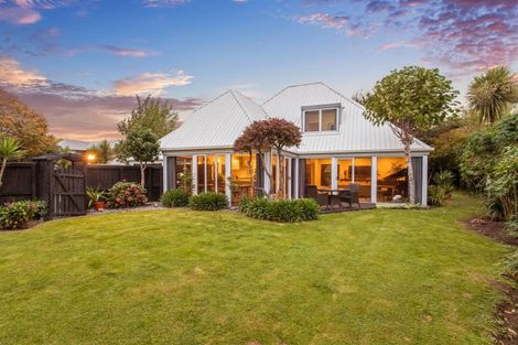 Photo of property in 25 Kedleston Drive, Avonhead, Christchurch, 8042