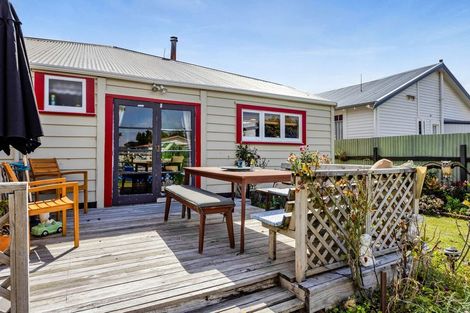 Photo of property in 54 Disraeli Street, Hawera, 4610