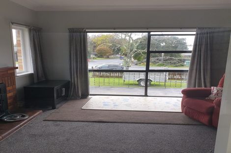 Photo of property in 26 Paerata Road, Pukekohe, 2120