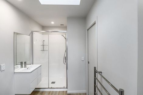 Photo of property in 2/28 Fitzherbert Road, Wainuiomata, Lower Hutt, 5014