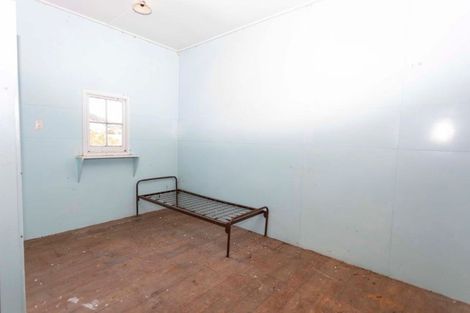 Photo of property in 496 Pukeatua Road, Dannevirke, 4975