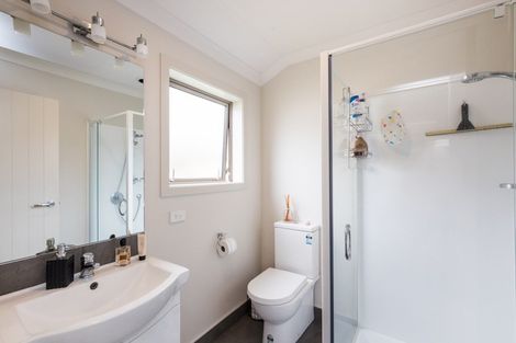 Photo of property in 27 Oak Crescent, Ashhurst, 4810