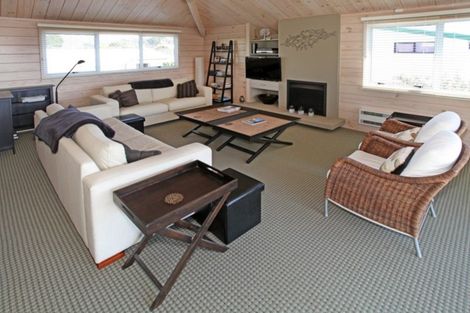 Photo of property in 12 Jacksons Claim, Pauanui, Hikuai, 3579