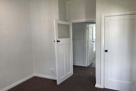 Photo of property in 7/9 Bell Street, Marton, 4710