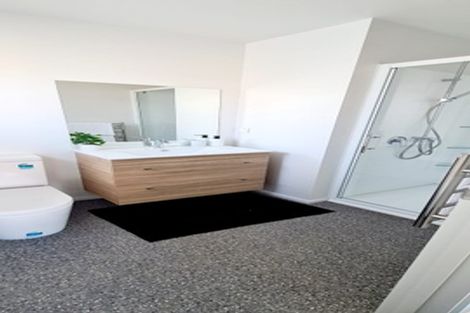 Photo of property in 30 Oldfield Lane, Marton, 4710