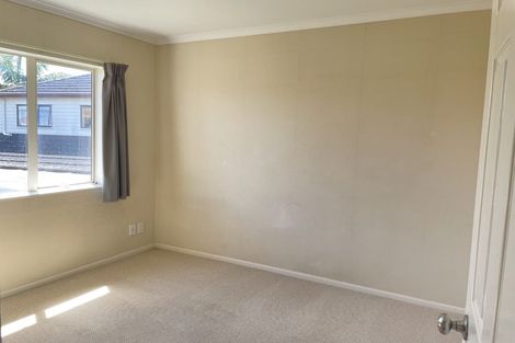 Photo of property in 6 Oswald Close, Flat Bush, Auckland, 2016