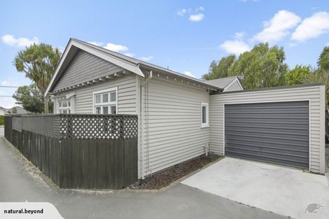 Photo of property in 1/19 Hills Road, Edgeware, Christchurch, 8013