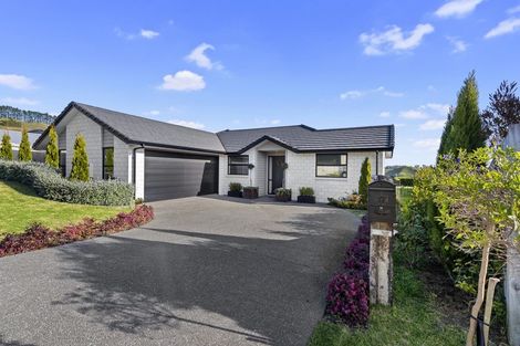 Photo of property in 213 Ballintoy Park Drive, Welcome Bay, Tauranga, 3175