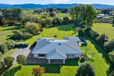 Photo of property in 9 Rexwood Estate, Carterton, 5713