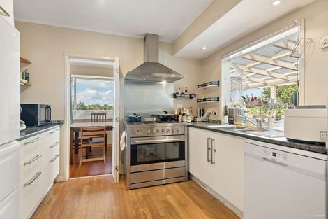 Photo of property in 3 Mchardy Place, Glenfield, Auckland, 0627