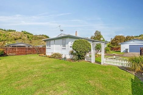Photo of property in 33 Ryder Place, Kawerau, 3127