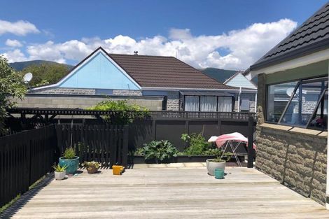 Photo of property in 6 Byron Place, Stoke, Nelson, 7011