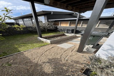 Photo of property in 1/51 East Coast Road, Milford, Auckland, 0620