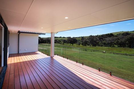 Photo of property in 40 Admiralty Drive, Haruru, 0204