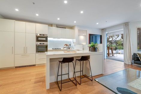 Photo of property in 1/7 The Promenade, Takapuna, Auckland, 0622