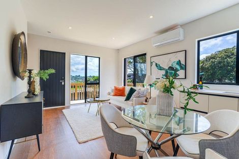 Photo of property in 35a Cedar Heights Avenue, Massey, Auckland, 0614