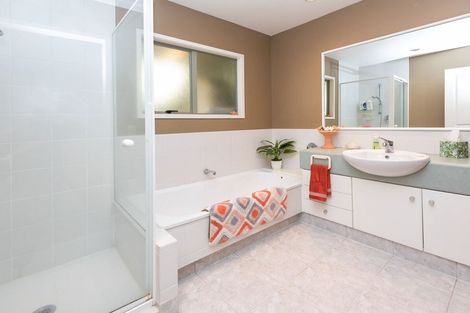 Photo of property in 755 Chapel Road, Dannemora, Auckland, 2016