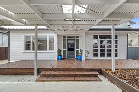 Photo of property in 537 Ferguson Street, Palmerston North, 4410