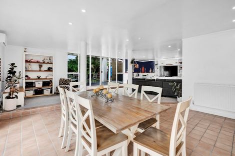 Photo of property in 330 Kelly Road, Lepperton, New Plymouth, 4373