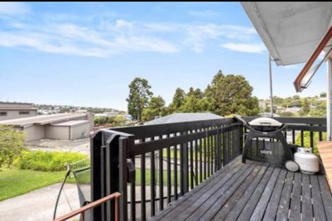 Photo of property in 2/20 Nigel Road, Browns Bay, Auckland, 0630