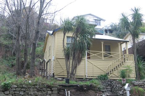 Photo of property in 3 Spencer Road, Hospital Hill, Napier, 4110
