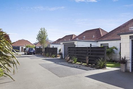 Photo of property in 5/4 Broadbent Street, Riccarton, Christchurch, 8041